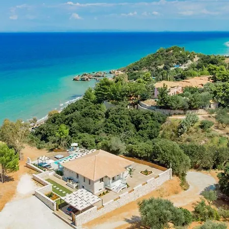 Vila Porto Vasilikos Xirokástellon